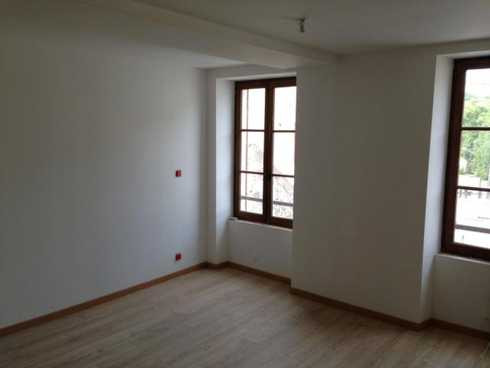 Image_6, Immeuble, Septeuil, ref :759