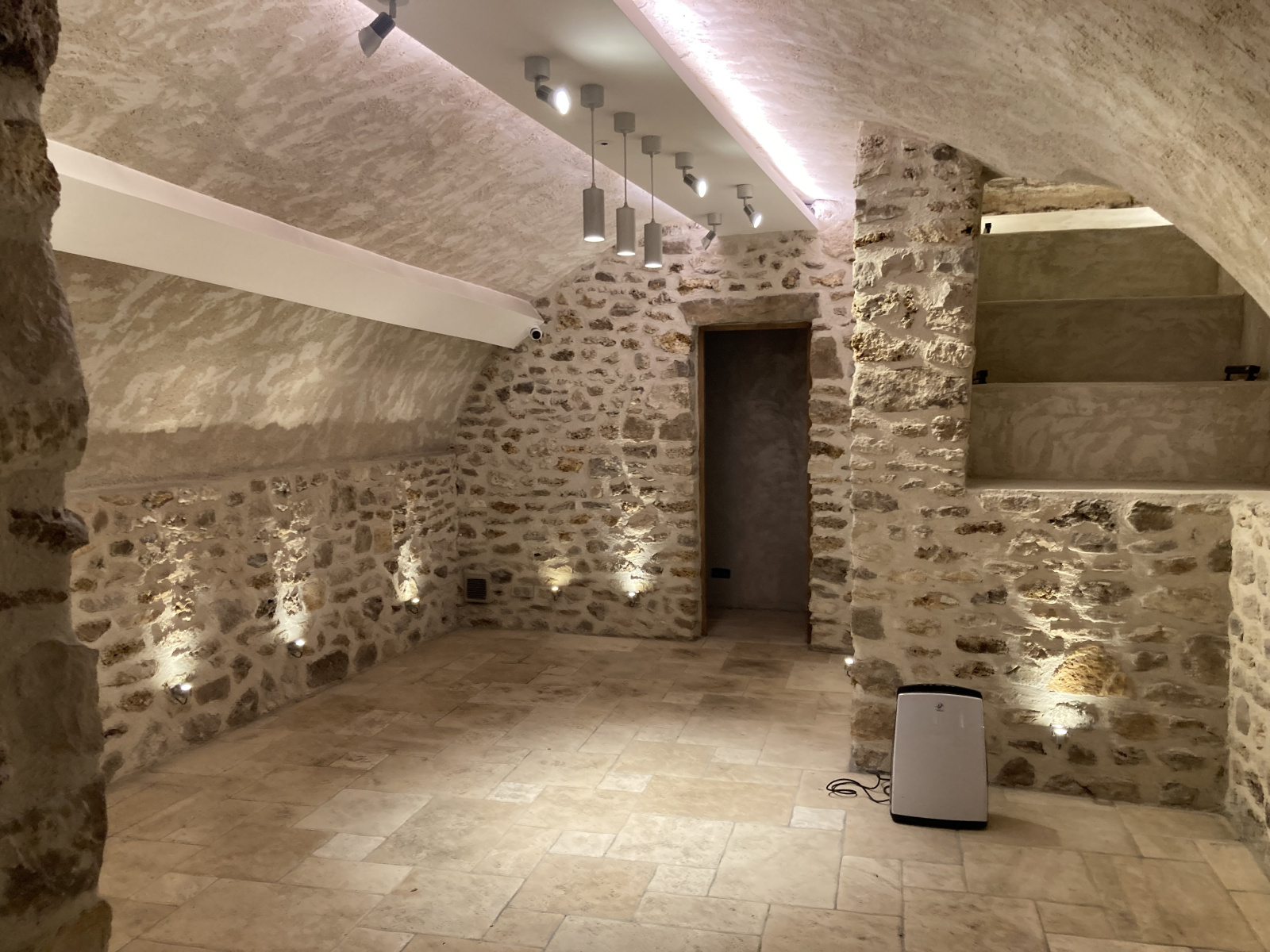 Image_9, Murs commerciaux, Mantes-la-Jolie, ref :658