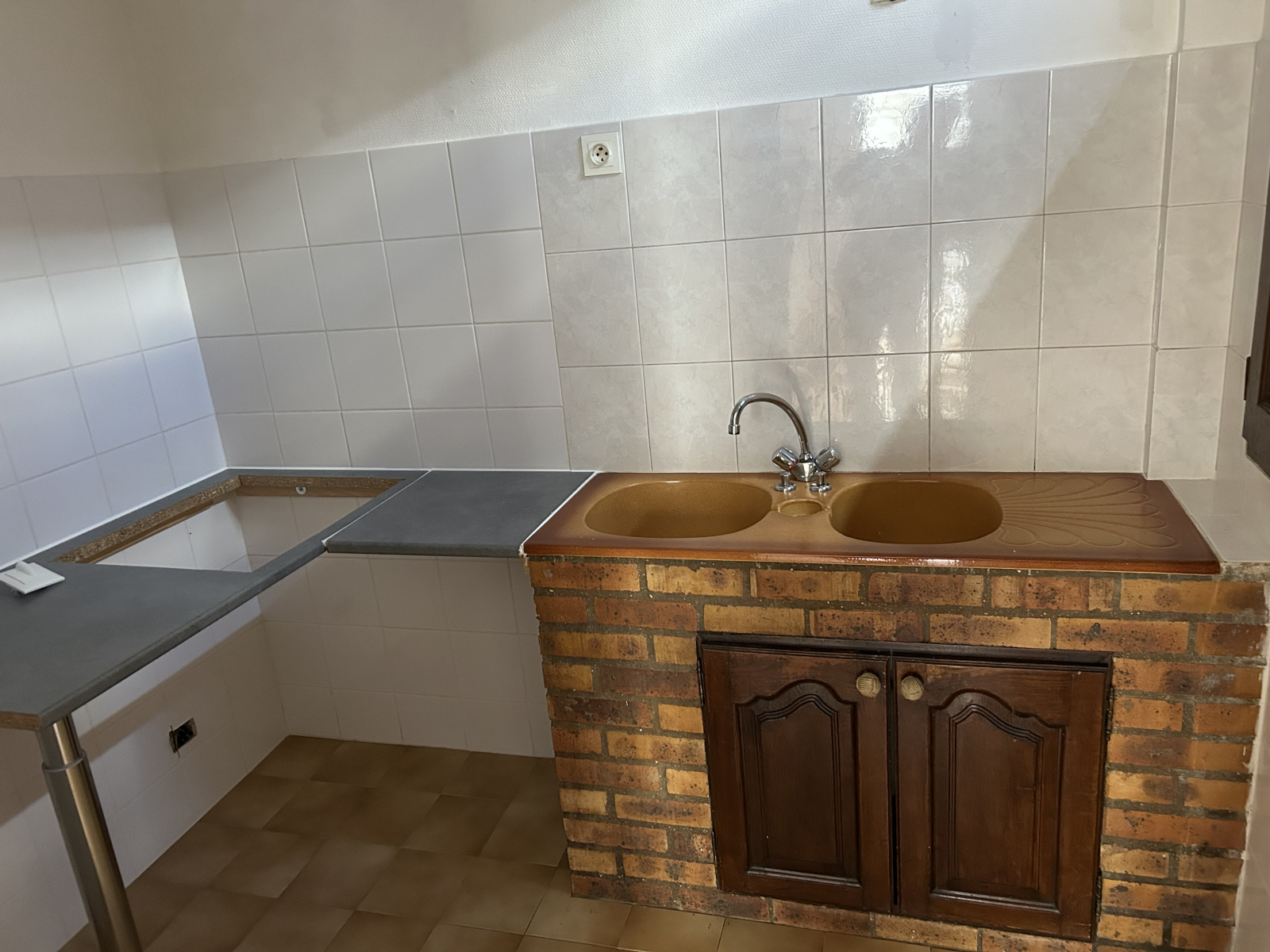 Image_28, Immeuble, Porcheville, ref :716